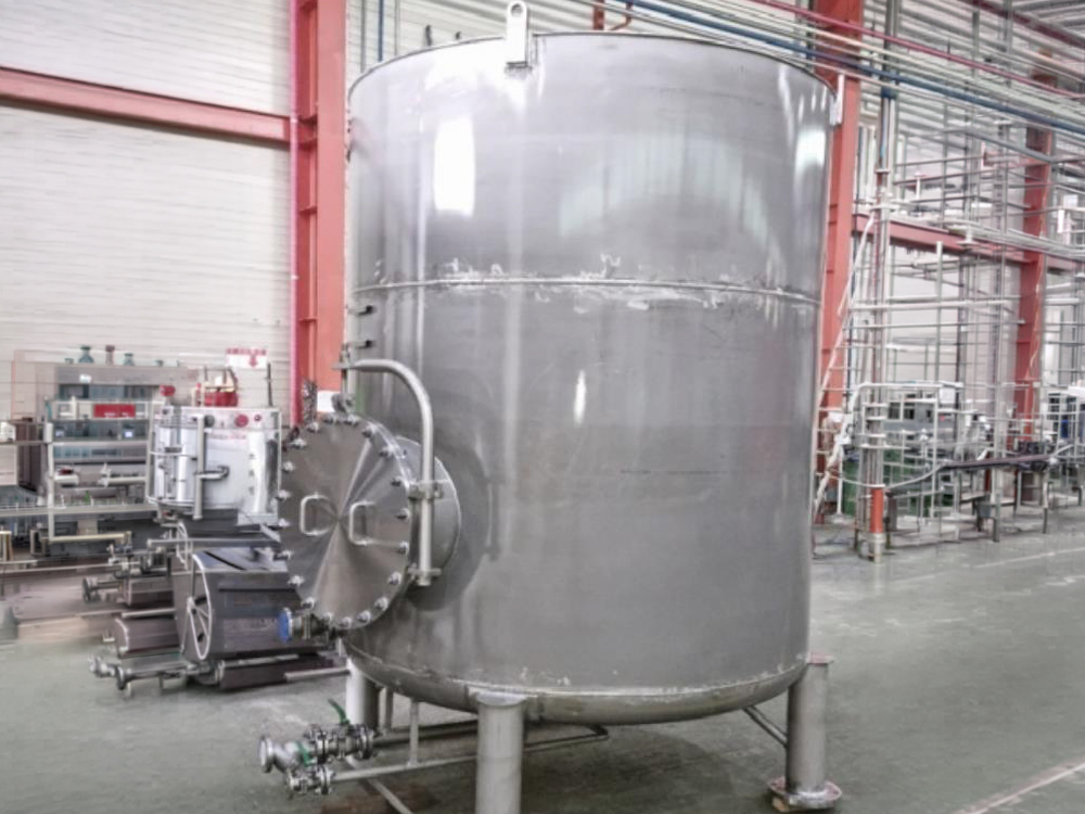 PRESSURE-VESSEL01.jpg